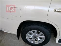 تۆیۆتا لاند کروزەر